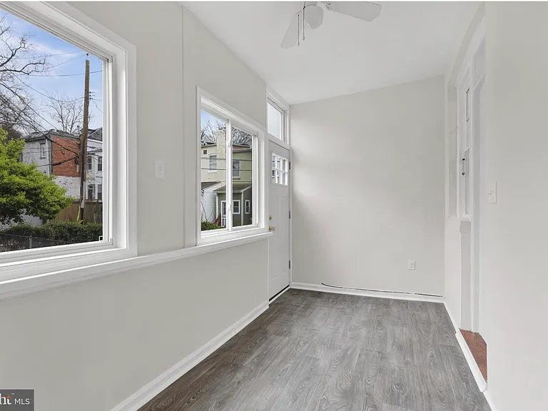 4007 4th St NW — Photo 17