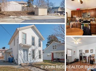 829 Sherman St SE, Grand Rapids, MI 49506