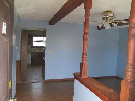 3rd image of 6315 Kellum Ct