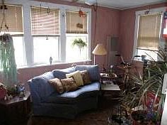 3rd image of 5432 W Warwick Ave