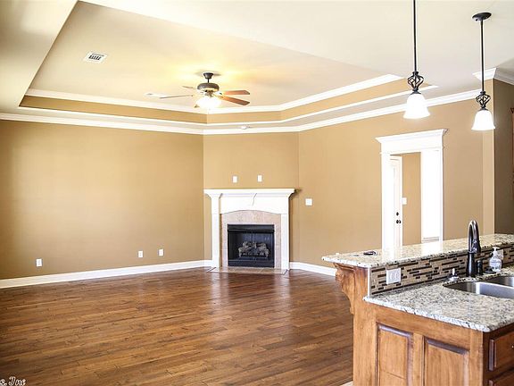 4th image of 153 Prospect Park Dr