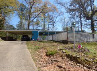 1607 Maple St, Meridian, MS 39301