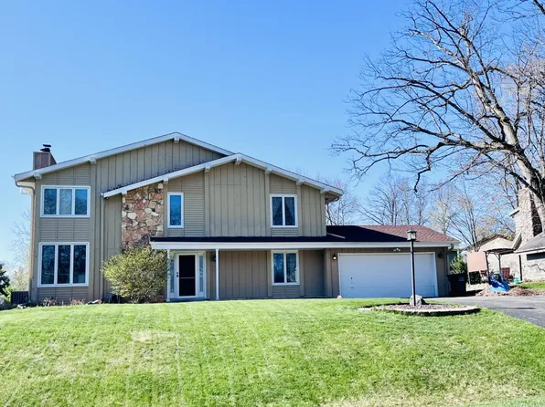 13565 West Crawford DRIVE, New Berlin, WI 53151
