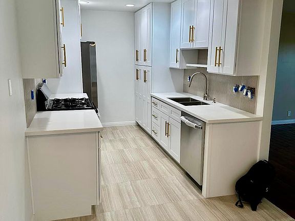 3rd image of 20405 S Vermont Ave Unit 1