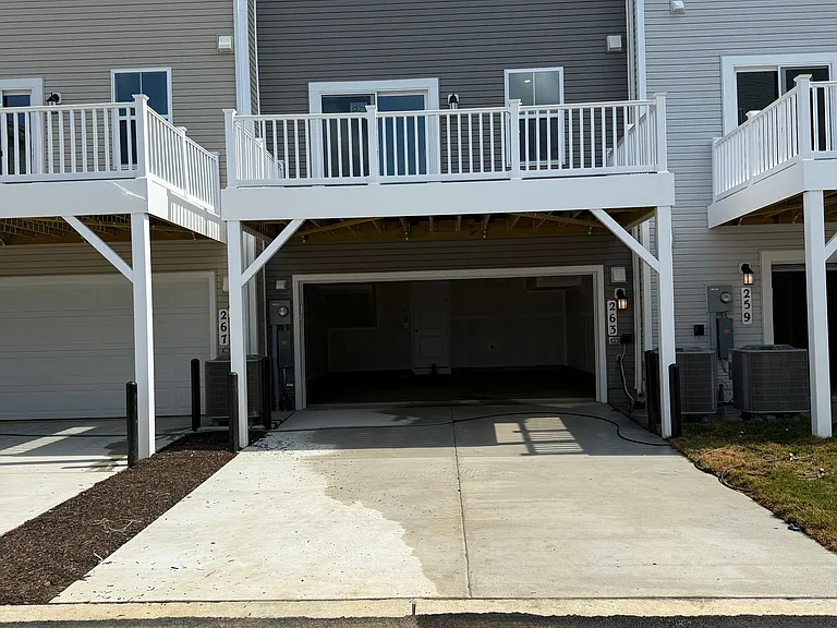 263 Sandy Bottom Cir — Photo 2