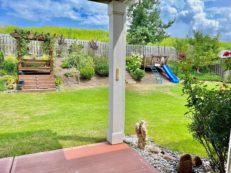5022 Vine Ln — Photo 43
