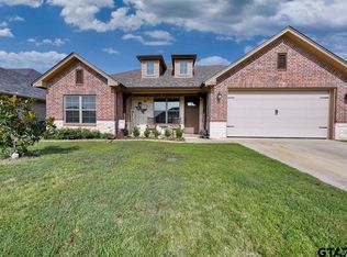 328 Kingdom Blvd, Lindale, TX 75771