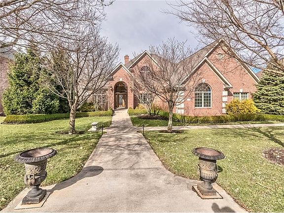 4th image of 225 Alaqua Dr