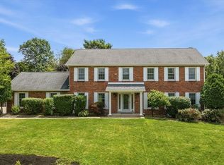 121 Northbrook Dr, Gibsonia, PA 15044