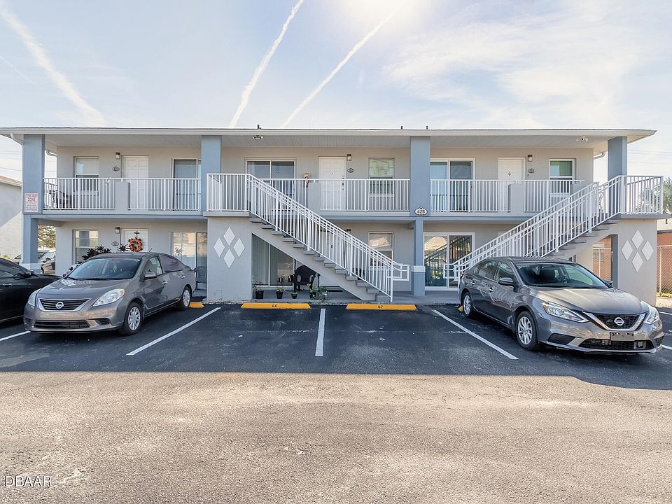 1st image of 428 Auburn Dr APT 202