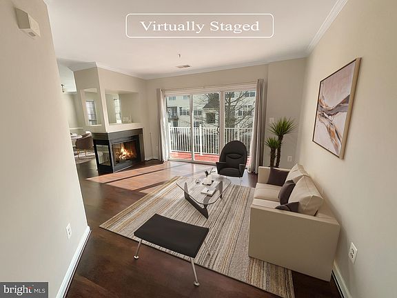 2nd image of 2482 Angeline Dr APT 301