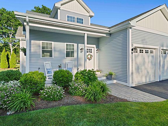 2nd image of 38 Cahoon Rd #38