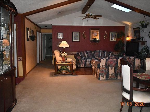 3rd image of 213 Lakeway Dr