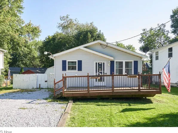 30 Kirby Dr, Akron, OH 44319