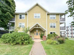 154 Cumberland St #5, Charlottetown, PE C1A 5C4