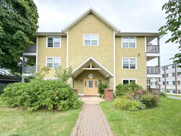 154 Cumberland St #5, Charlottetown, PE C1A 5C4