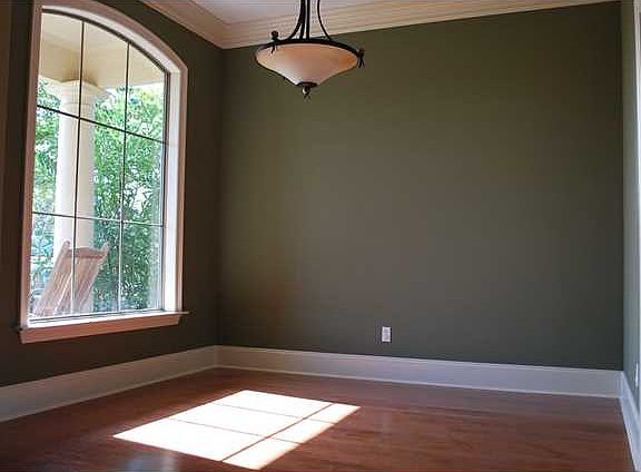 4th image of 136 Grand Lake Dr