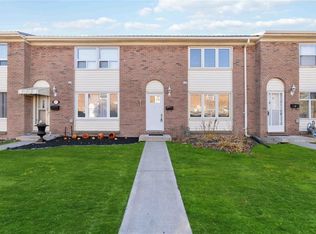 885 Carleton Pl, Sarnia, ON N7T3V8