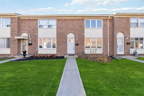 885 Carleton Pl #3 Photo 1