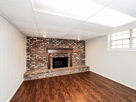 4th image of 1317 Winola Ln