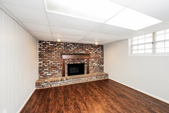 1317 Winola Ln — Photo 4