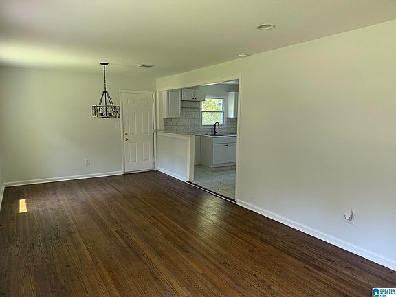 5th image of 120 26th Ave NW