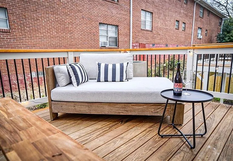 829 Barnett St NE — Photo 39