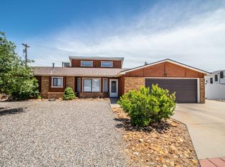 4704 Pacific St, Farmington, NM 87402