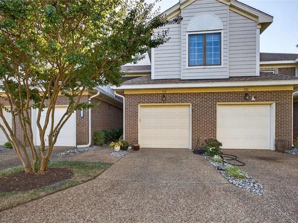 112 Mainsail Dr #16, Hampton, VA 23664