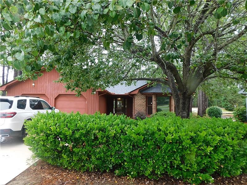 1st image of 120 Juneberry Ln