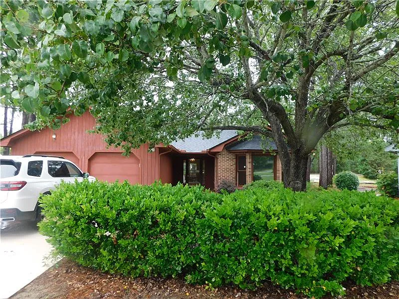 120 Juneberry Ln