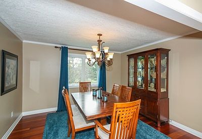 4th image of 2217 Loyola Dr