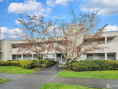 4457 44th Avenue SW #102, Seattle, WA, 98116