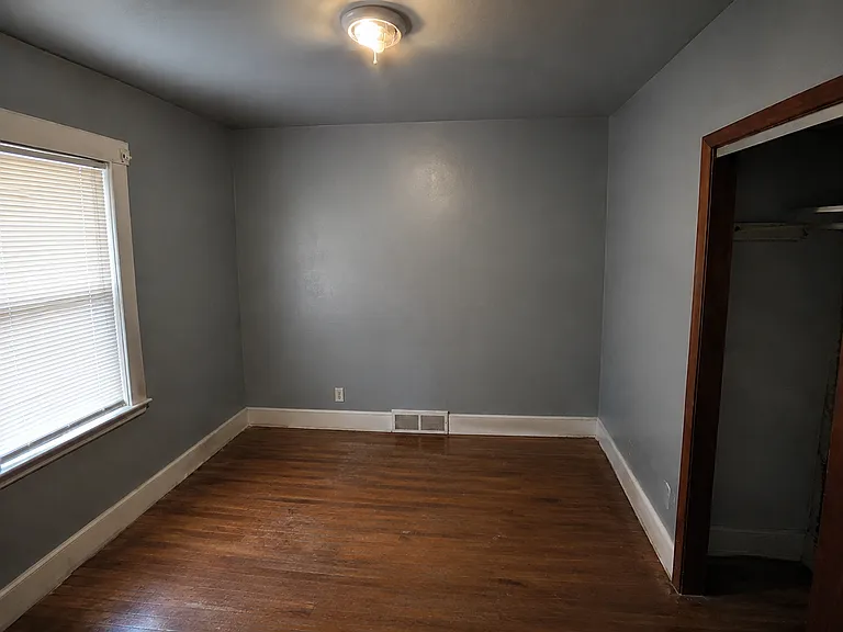 Bedroom #1