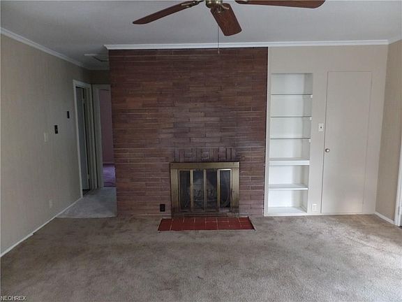 5th image of 364 Erskine Ave