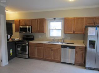 72 Dexter Ave #2, Watertown, MA 02472