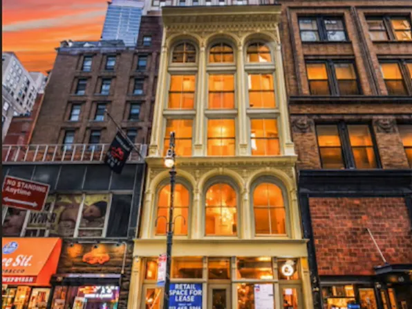 63 Nassau Street image 1 of 9