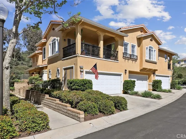 27973 Trillium Ln, Valencia, CA 91354