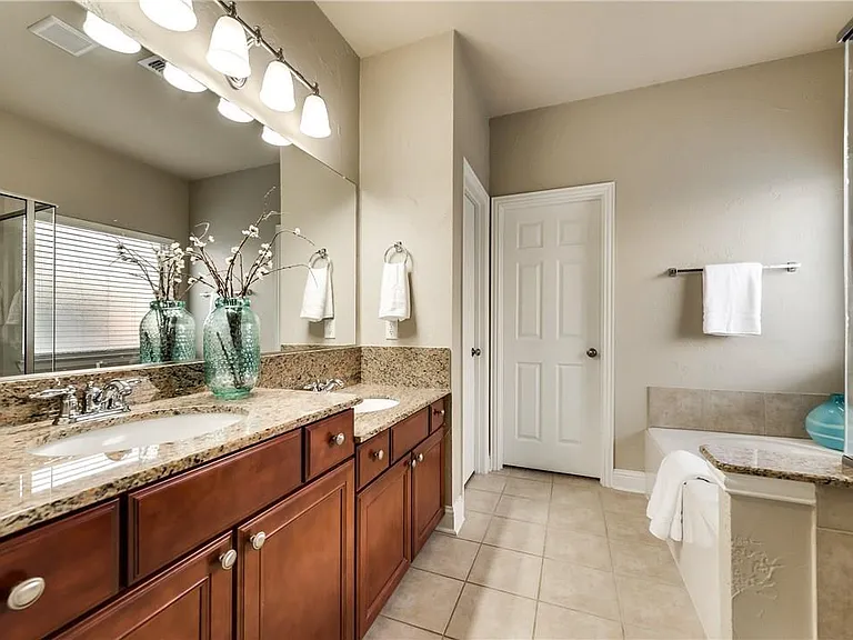 3824 Jeanette Ln — Photo 15
