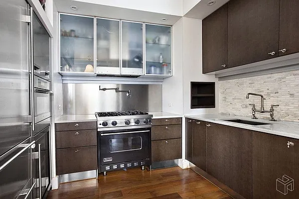 Rented by Halstead Real Estate | media 17