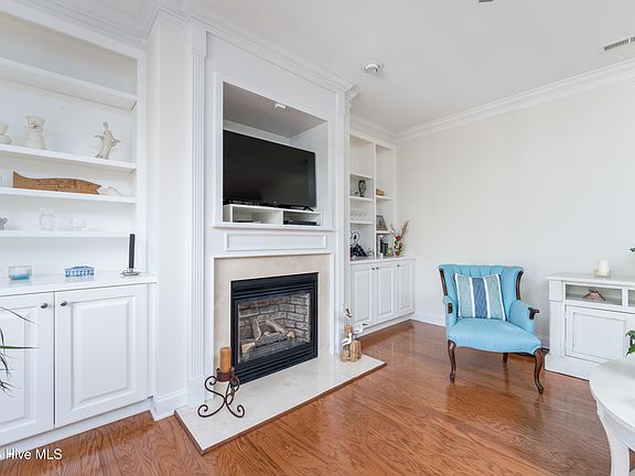 5th image of 1015 Sunstone Court