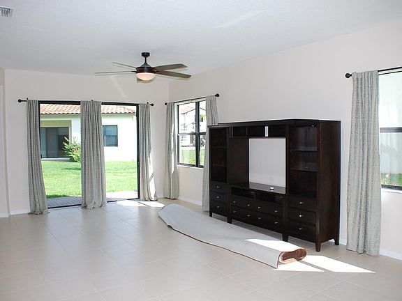 2nd image of 5439 Ferris Ave