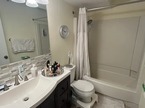 1731 Beacon St, Brookline, MA