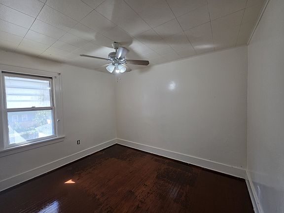 4th image of 549 Lisbon Ave Floor 2
