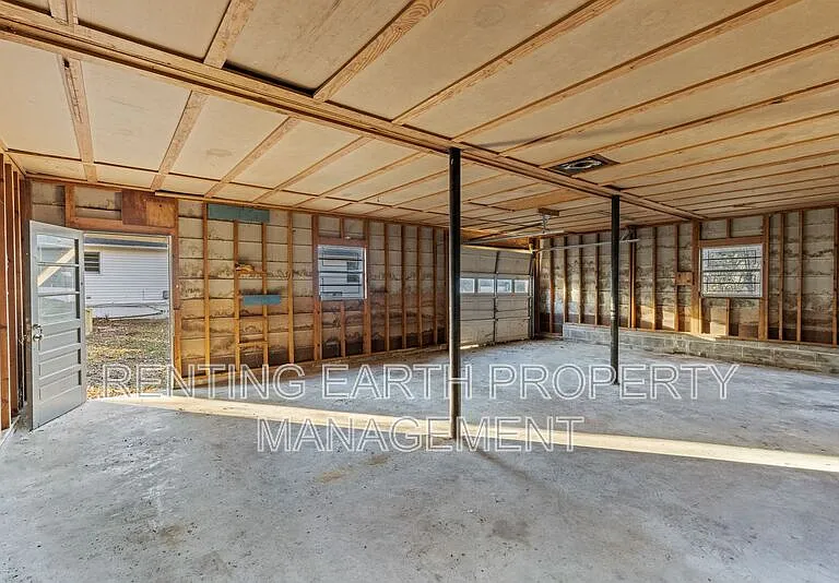 2321 4th St NE — Photo 19