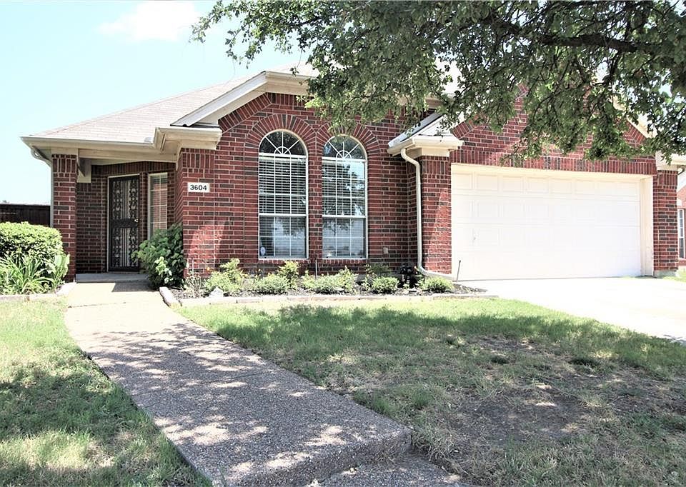 1st image of 3604 Oleander Dr