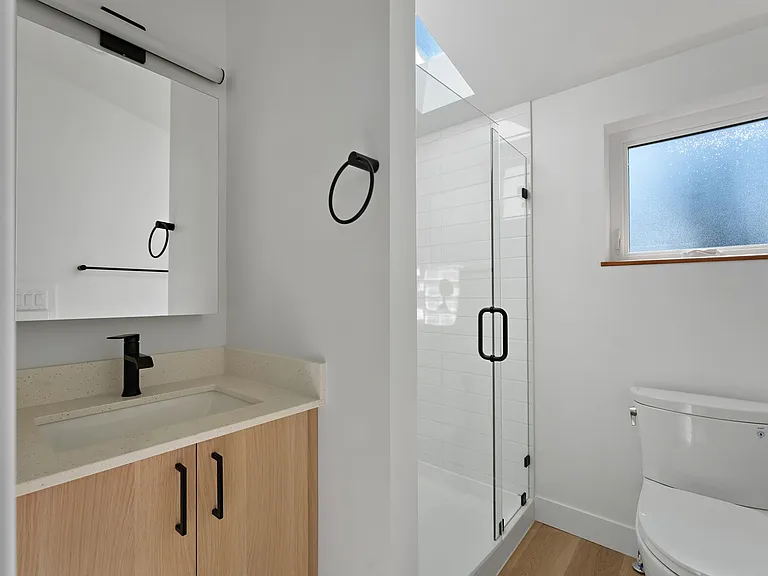 11458 NE Morris St — Photo 5