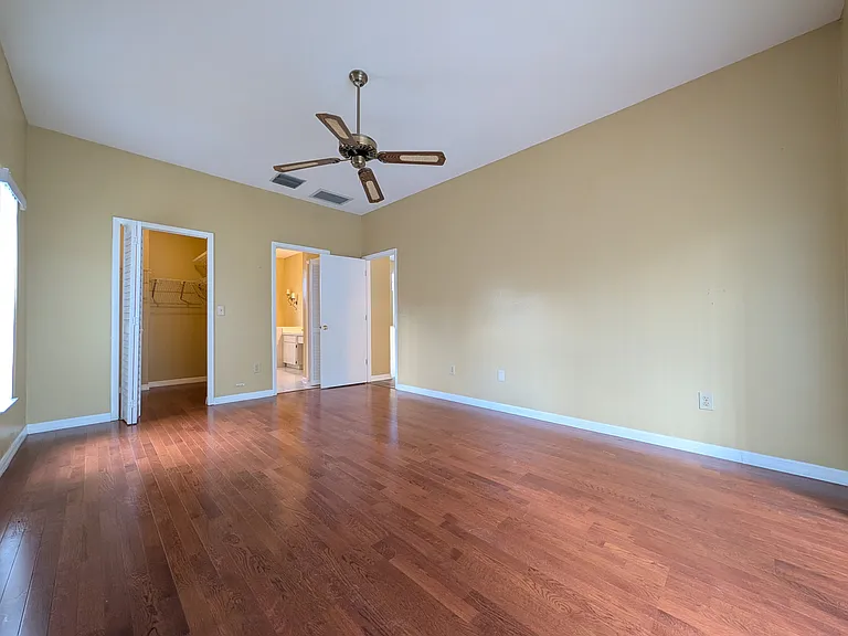 11201 Pocket Brook Dr — Photo 15