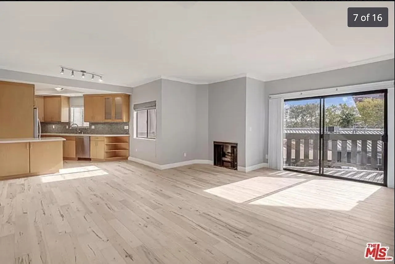 832 Palm Ave — Photo 3