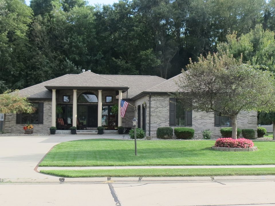 1st image of 1914 Park West Dr